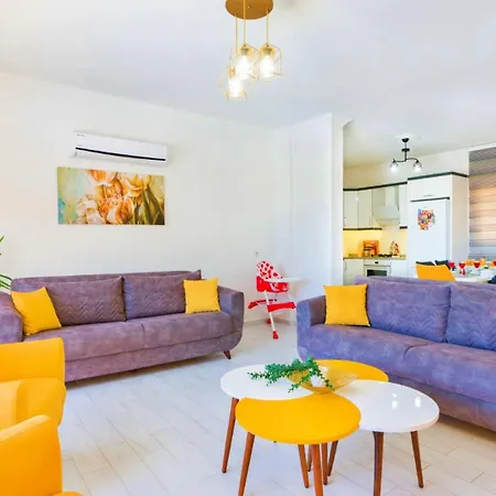 Uzumlu Village 2 Bedroom Калкан