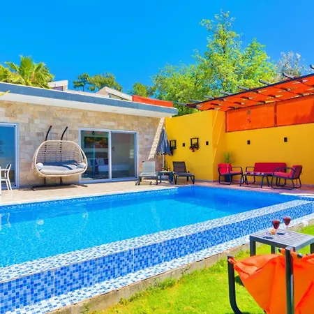 Uzumlu Village 2 Bedroom Vila